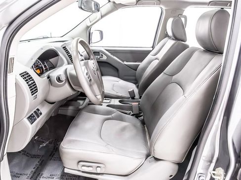 Used 2019 Nissan Frontier SL RWD image 27