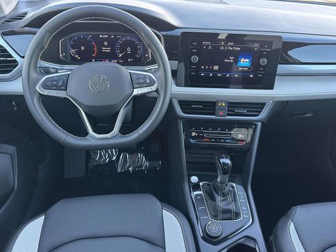 New 2026 Volkswagen Taos SEL AWD/4WD image 8