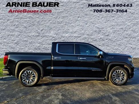 Used 2023 GMC Sierra 1500 Denali Ultimate image 5