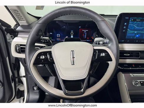 New 2026 Lincoln Aviator AWD image 25