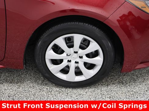 Used 2024 Toyota Corolla LE image 5