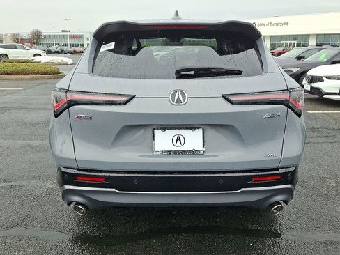 Certified 2025 Acura ADX A-Spec image 5