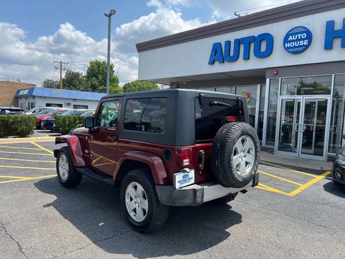 Used 2008 Jeep Wrangler Sahara w/ Dual Top Group AWD/4WD image 11