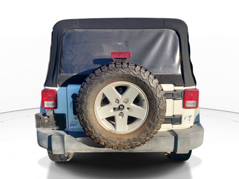 Used 2018 Jeep Wrangler Unlimited Sport S AWD/4WD image 5
