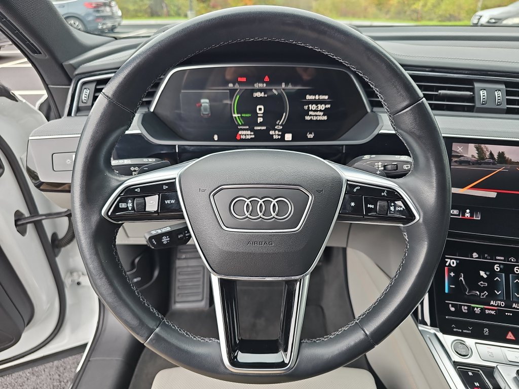 Used 2024 Audi Q8 e-tron Prestige w/ Prestige Package AWD/4WD image 17
