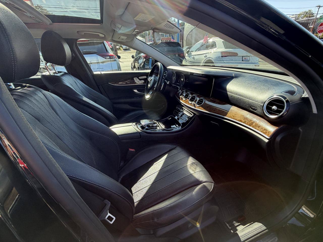 Used 2017 Mercedes-Benz E 300 4MATIC w/ Premium 1 Package image 19