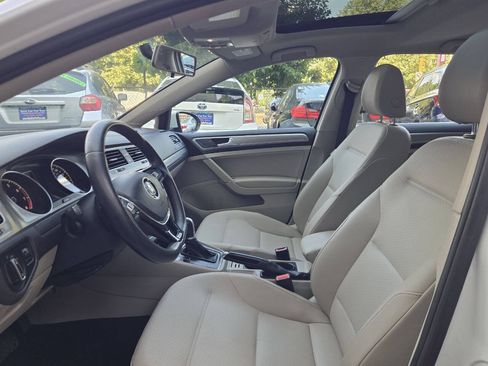 Used 2015 Volkswagen Golf S FWD image 7