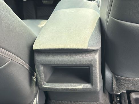 Used 2024 Toyota Camry SE FWD image 22