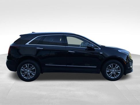 Used 2023 Cadillac XT5 Premium Luxury w/ Technology Package AWD/4WD image 7