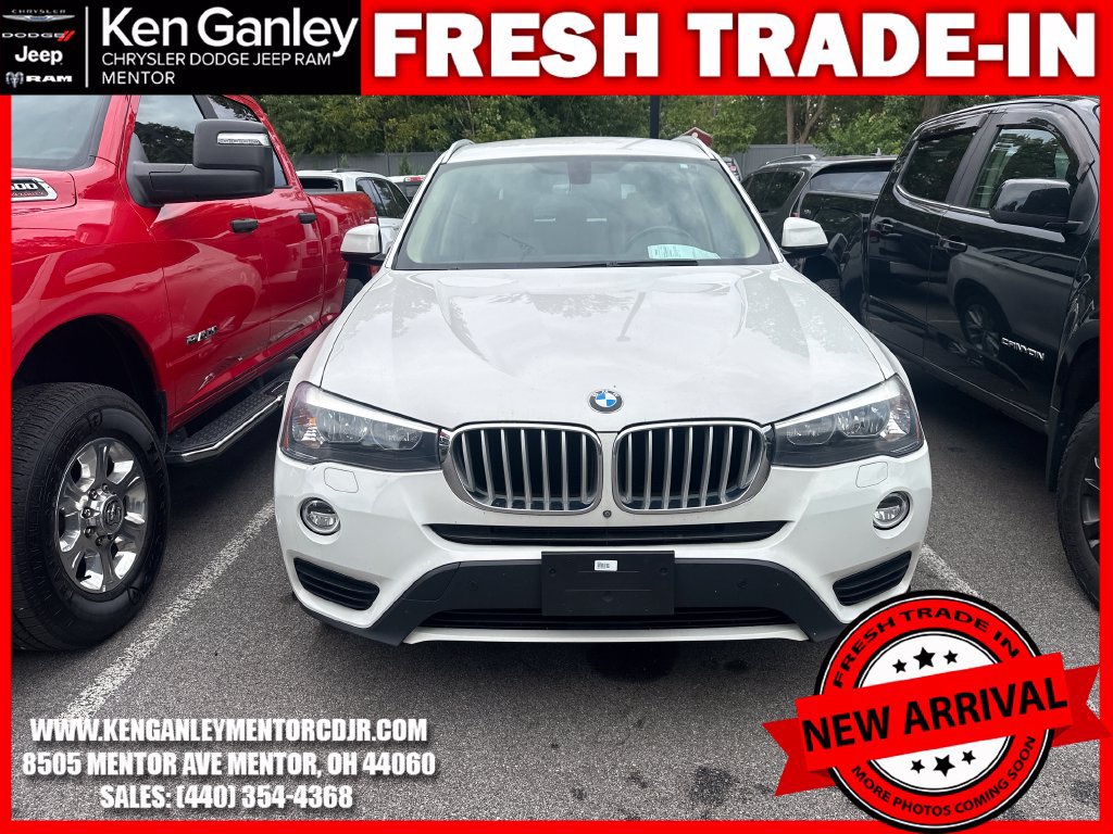Used 2017 BMW X3 xDrive28i AWD/4WD image 2