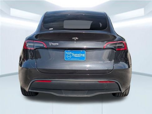 Used 2025 Tesla Model Y Long Range AWD/4WD image 5