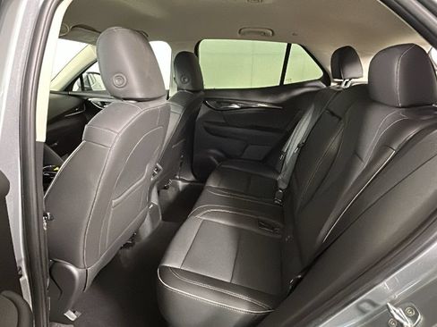 Used 2023 Buick Envision Essence AWD/4WD image 28