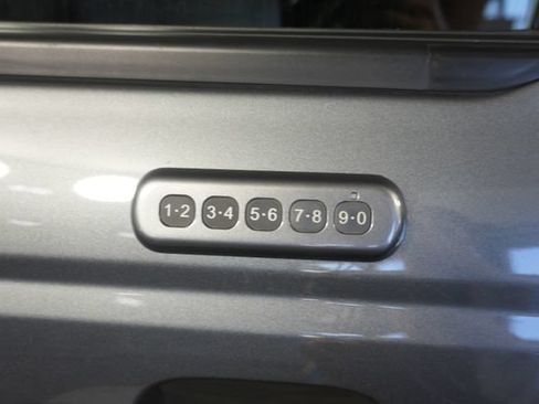 Used 2022 Ford Bronco Wildtrak AWD/4WD image 15