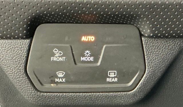 Used 2024 Volkswagen Atlas SEL Premium R-Line AWD/4WD image 13
