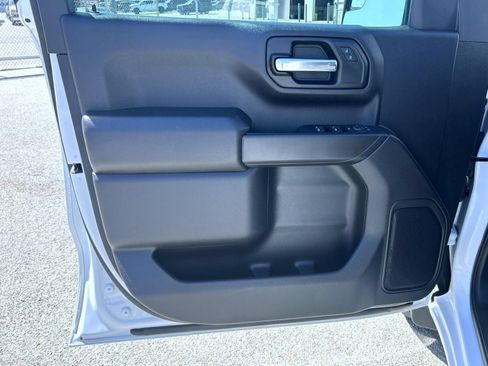 Certified 2024 Chevrolet Silverado 1500 Custom AWD/4WD image 10