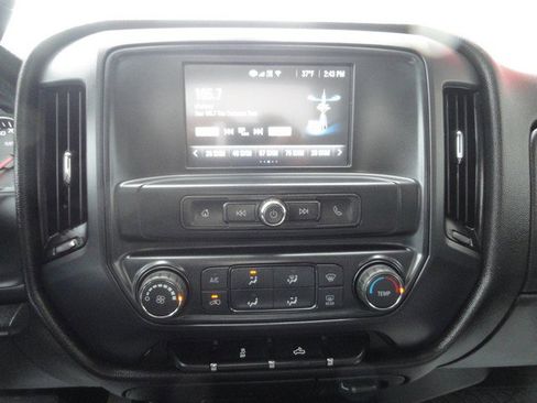 Used 2018 Chevrolet Silverado 1500 Custom w/ Custom Value Package image 14