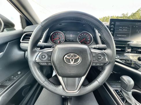 Used 2024 Toyota Camry XSE image 11