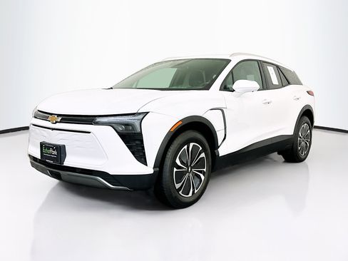 Used 2024 Chevrolet Blazer EV LT AWD/4WD image 3