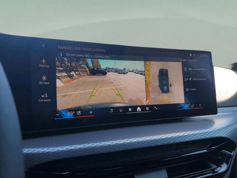 Used 2025 BMW 330i Sedan w/ M Sport Package image 27