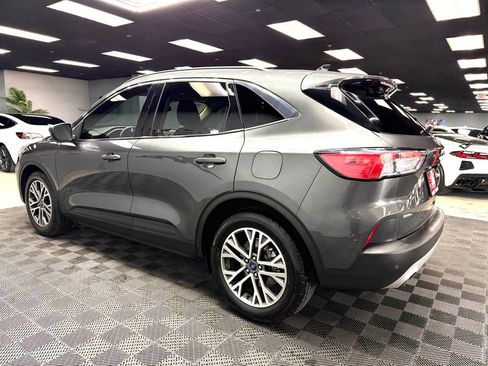 Used 2020 Ford Escape SEL FWD image 9