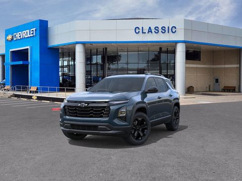 New 2026 Chevrolet Equinox LT image 8