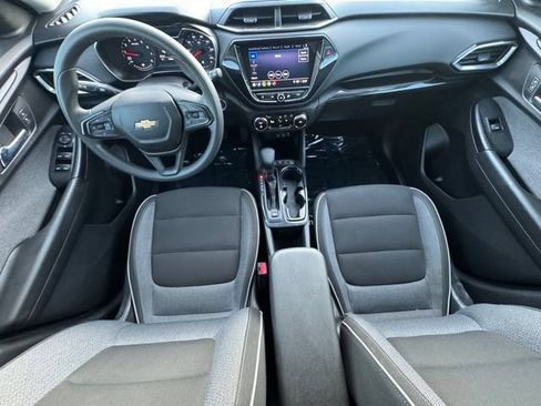 Used 2021 Chevrolet TrailBlazer LT w/ Convenience Package FWD image 20