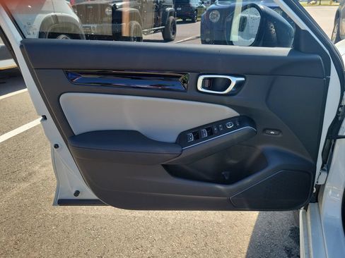 Used 2025 Honda Civic Sport Touring image 27