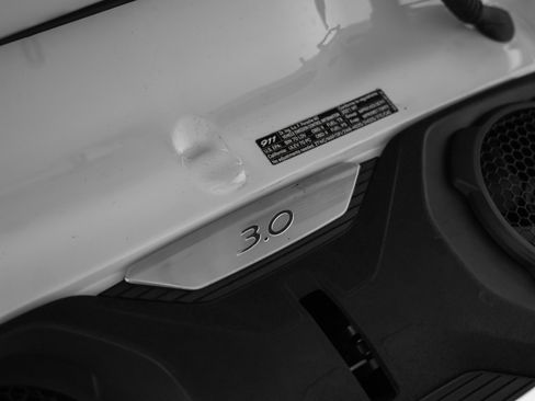 Used 2021 Porsche 911 Carrera image 20