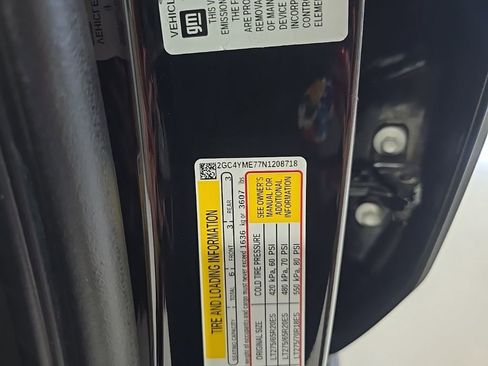 Used 2022 Chevrolet Silverado 2500 Custom w/ Custom Value Package image 17