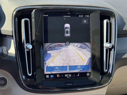 Used 2023 Volvo XC40 B5 Plus w/ Driver Assist Package image 26