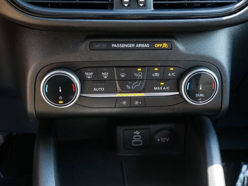 Used 2025 Ford Escape ST-Line AWD/4WD image 21