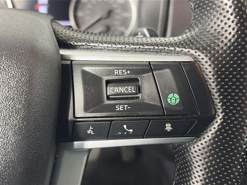 Used 2024 Mitsubishi Outlander SE image 33