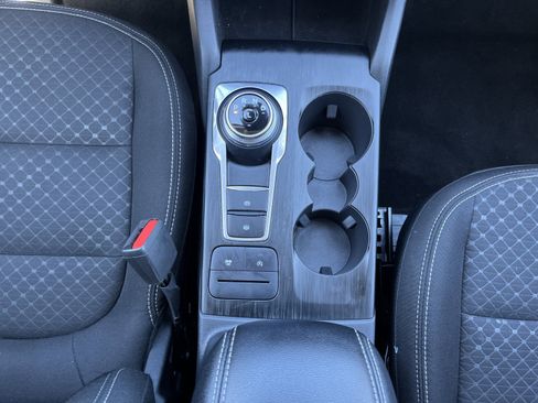 Used 2025 Ford Escape Active AWD/4WD image 28
