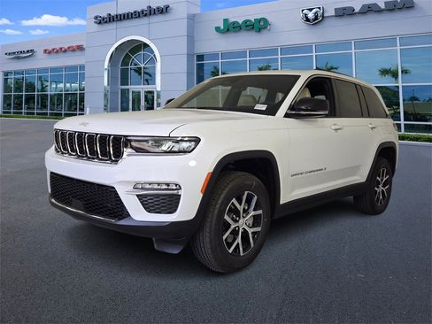 New 2025 Jeep Grand Cherokee Limited image 4