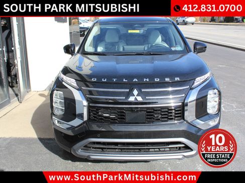 New 2026 Mitsubishi Outlander SE image 4