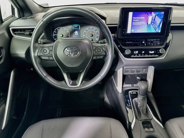 Certified 2024 Toyota Corolla Cross AWD Hybrid w/ Moonroof Package image 23