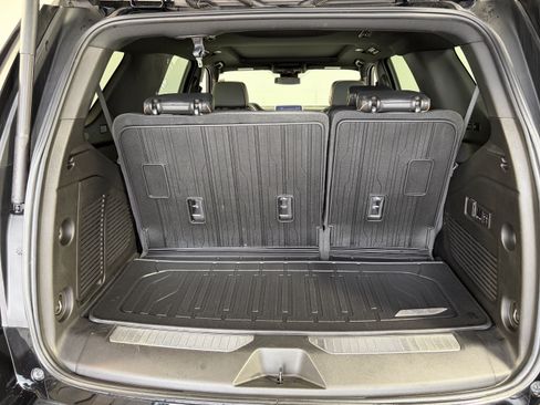 Used 2023 GMC Yukon AT4 w/ LPO, Floor Liner Package AWD/4WD image 14
