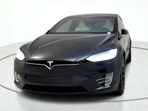 Used 2021 Tesla Model X Long Range AWD/4WD image 3