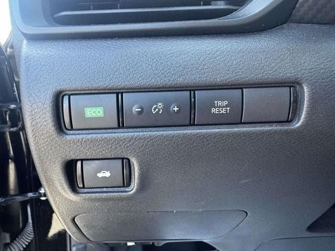 Used 2024 Nissan Sentra S FWD image 18