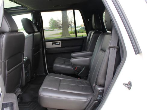 Used 2014 Ford Expedition Limited w/ Equipment Group 301A AWD/4WD image 31
