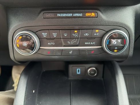 Used 2020 Ford Escape SEL image 32