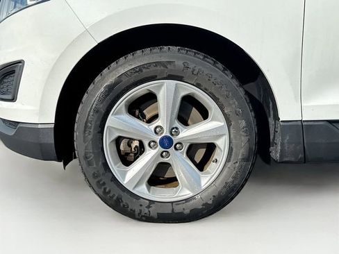 Used 2015 Ford Edge SE image 27