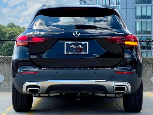 Certified 2024 Mercedes-Benz GLA 250 4MATIC image 6