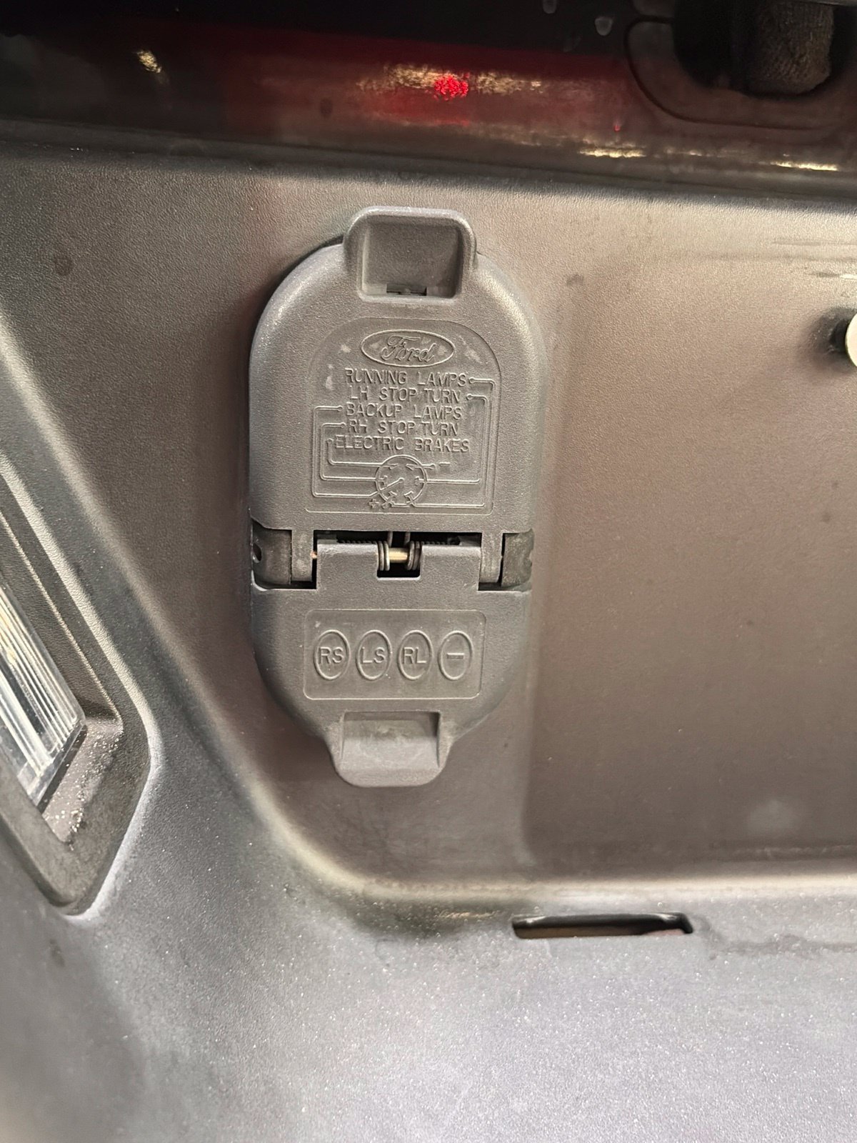 Used 2018 Ford F150 XLT w/ Equipment Group 302A Luxury AWD/4WD image 13