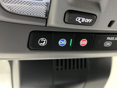 Certified 2024 GMC Sierra 1500 Elevation image 27