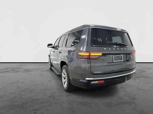 Used 2022 Jeep Wagoneer Series II image 2