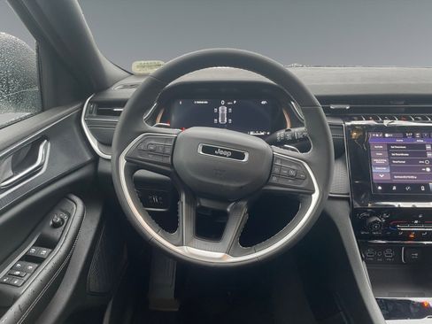 New 2026 Jeep Grand Cherokee Laredo X RWD image 12