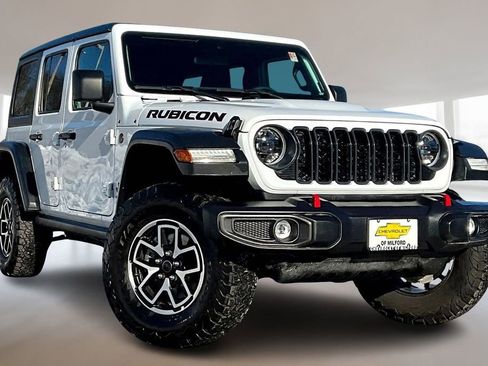 Used 2025 Jeep Wrangler Unlimited Rubicon AWD/4WD image 1