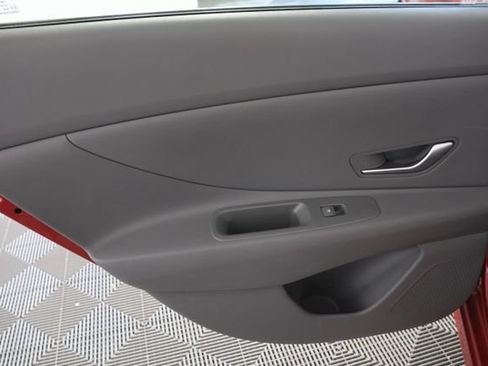 Used 2023 Hyundai Elantra SEL w/ Winter Weather Package FWD image 24