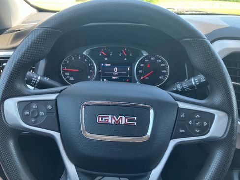 Used 2021 GMC Acadia SLE w/ Driver Convenience Package FWD image 15